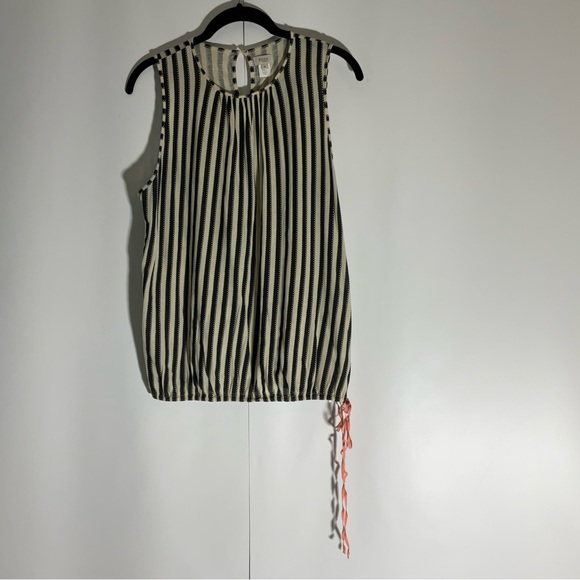 Hoss Intropia Black & White Elastic Hem Bottom Front Peach Tie Tank Top Size Med - Picture 2 of 15